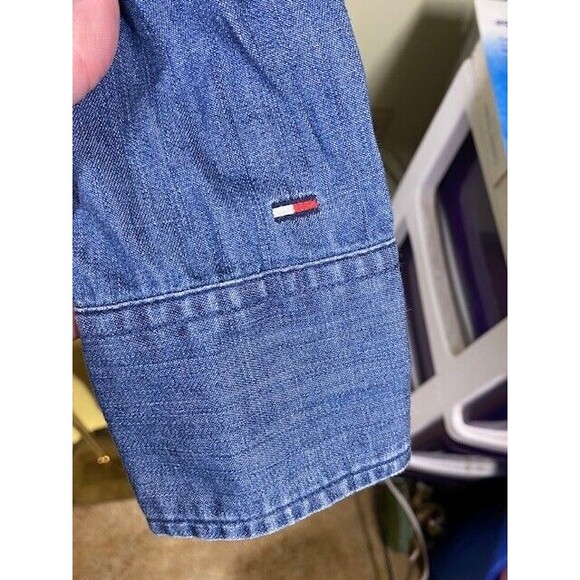 Tommy Hilfiger Womens Sz M Blue Chambray Button-Up Casual Long Sleeve Shirt - Picture 4 of 11